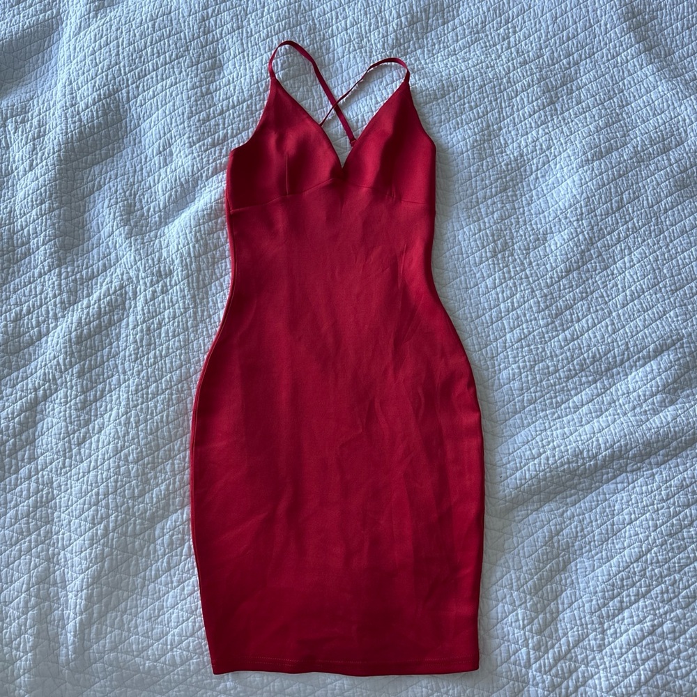 Red bodycon dress